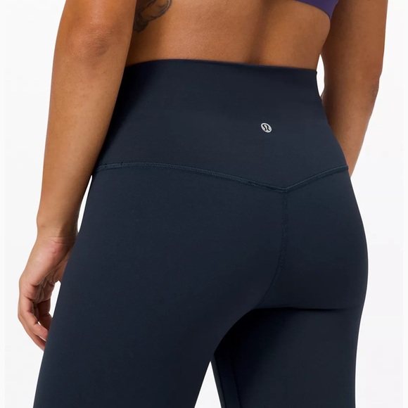Lululemon align leggings in navy size 6, 21” - Picture 3 of 4